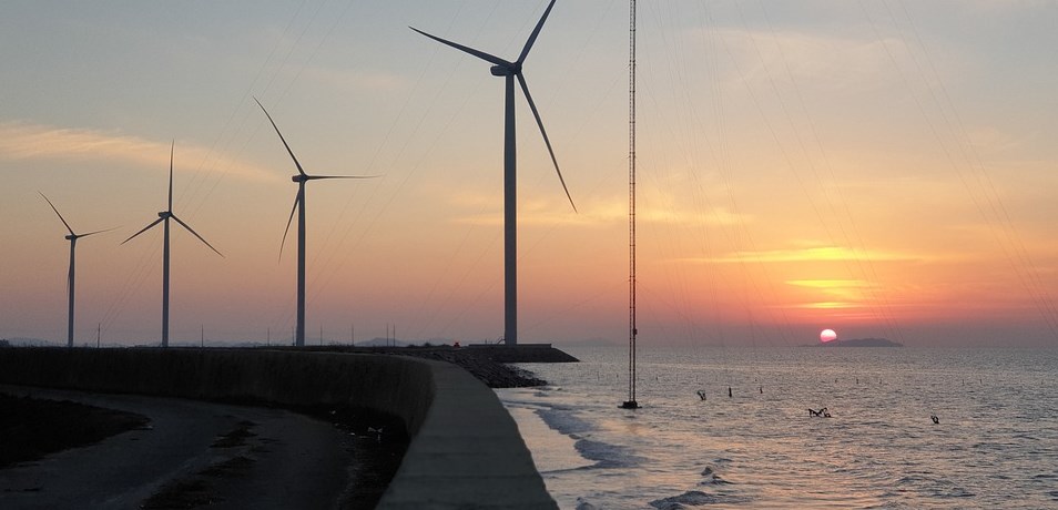 Aprovechamiento del potencial de los mares y océanos con la energía eólica marina